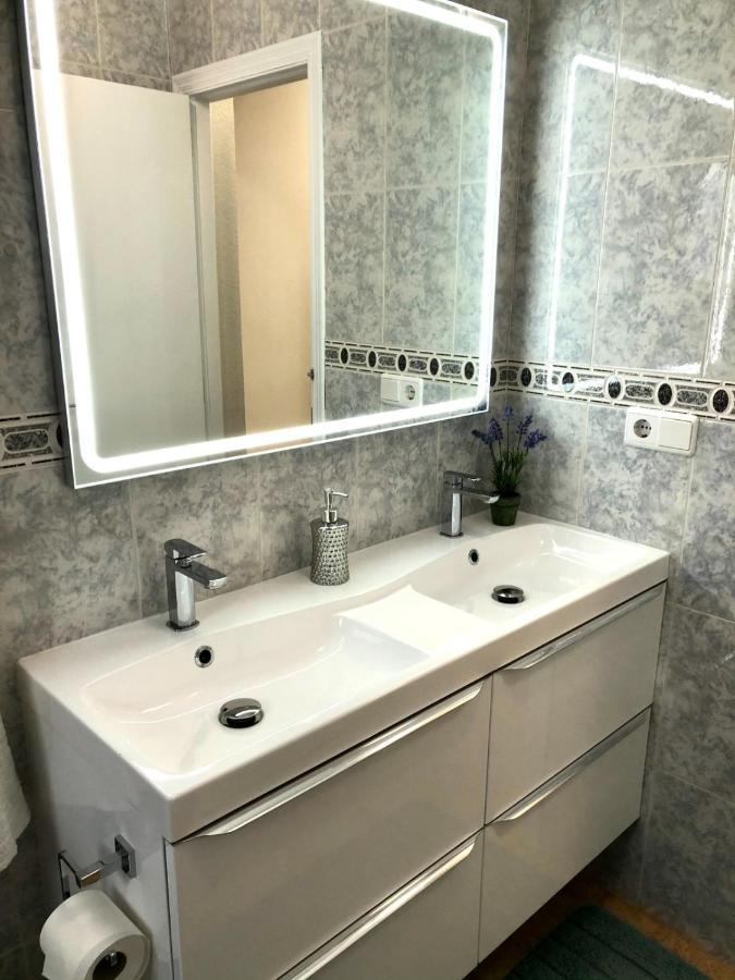2 Bedroom Apartment Torrevieja 100 M To Playa De Los Locos ,Pool Exterior foto