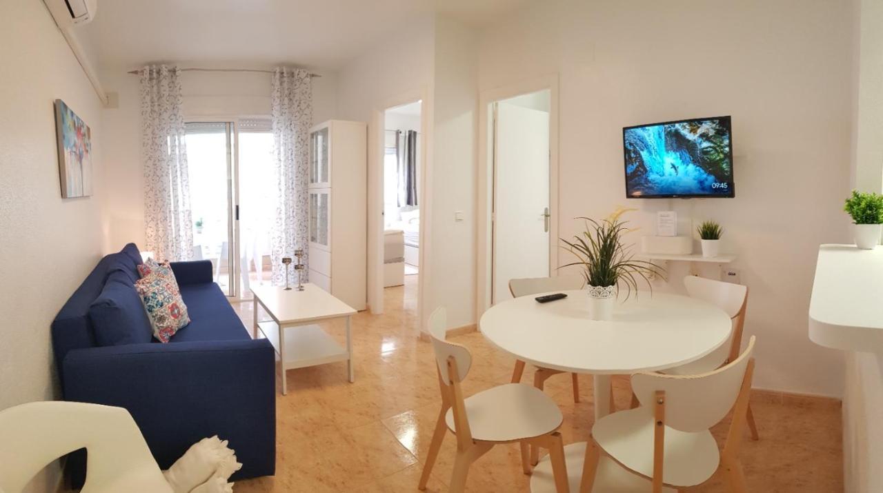 2 Bedroom Apartment Torrevieja 100 M To Playa De Los Locos ,Pool Exterior foto