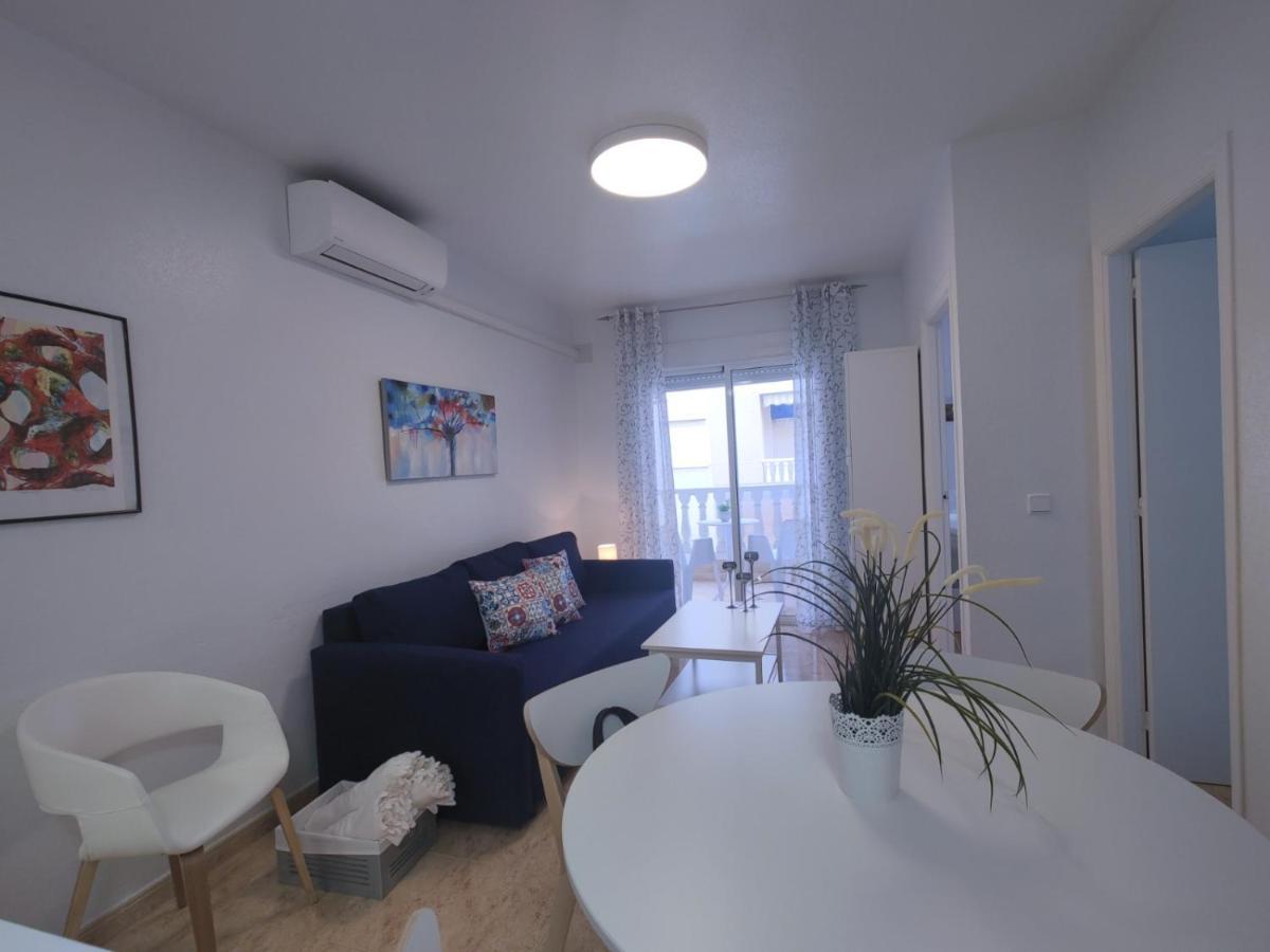 2 Bedroom Apartment Torrevieja 100 M To Playa De Los Locos ,Pool Exterior foto